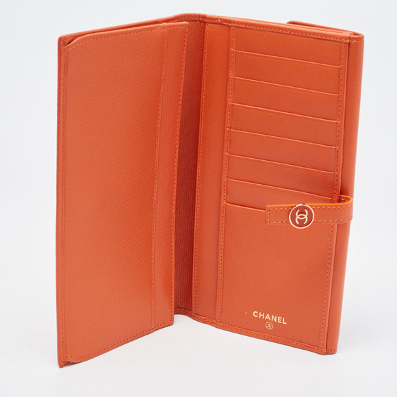 CHANEL Orange Leather CC Flap Continental Wallet - Picture 2 of 8
